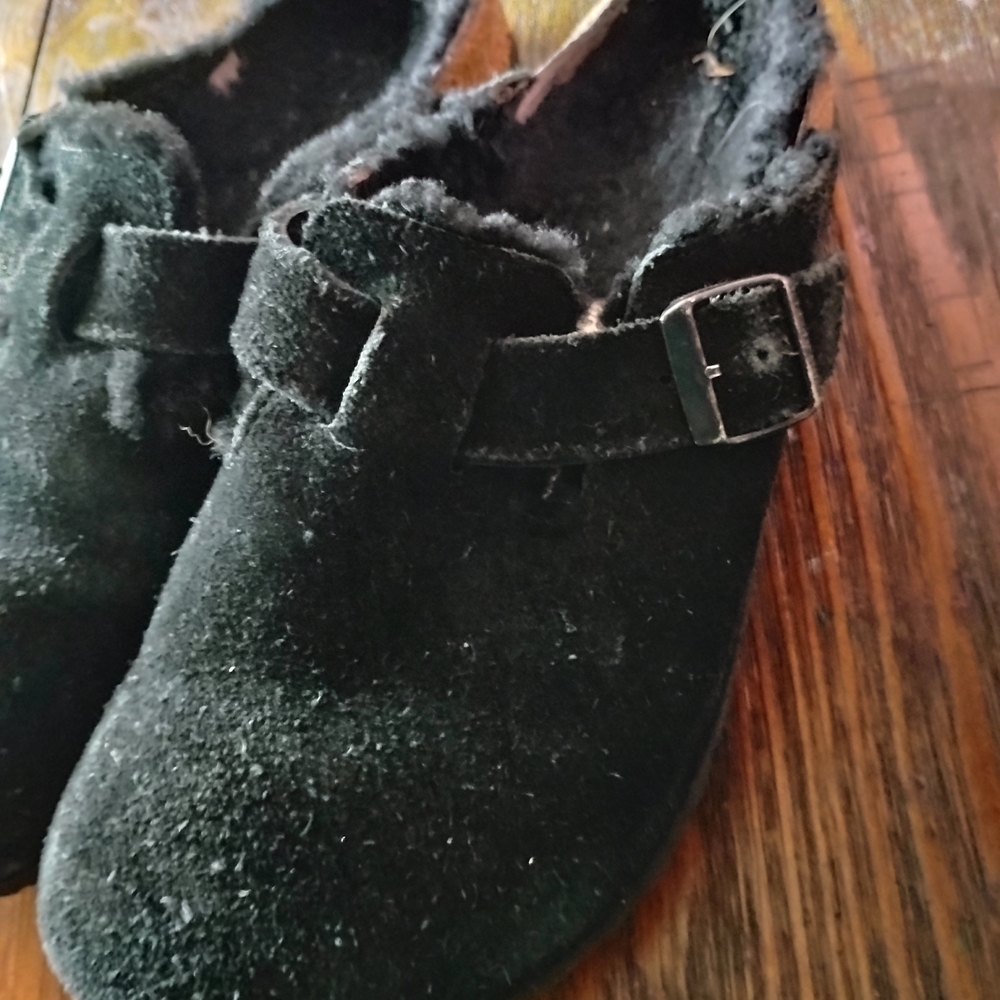 Birkenstock Kids Black Suede Slippers